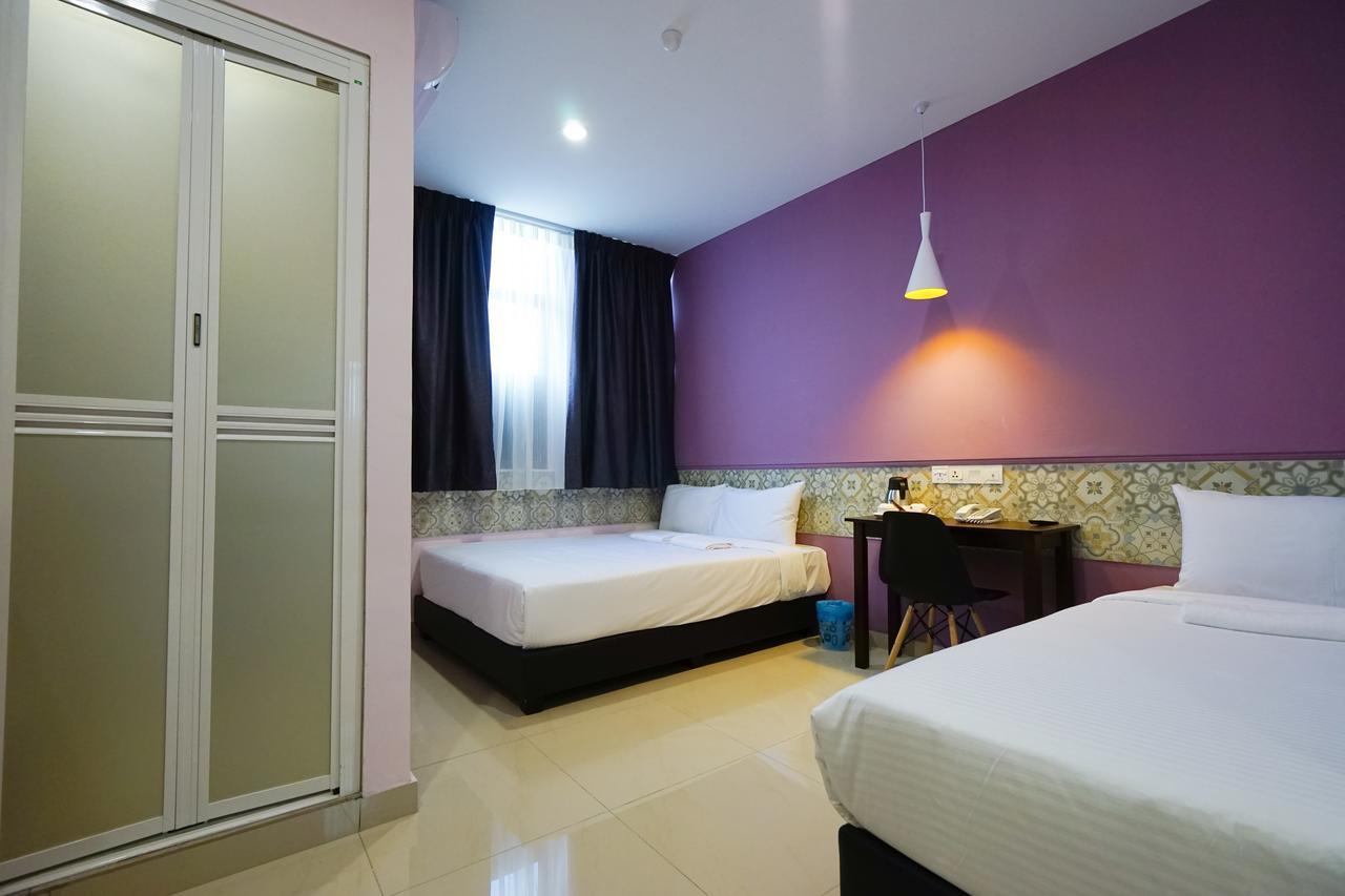 Grand Fc Hotel George Town Bagian luar foto